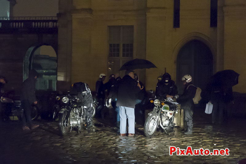 Traversee-de-Paris Hivernale, Motos A Vincennes