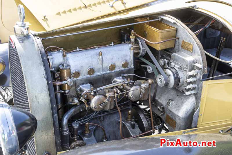 Liberté, Egalité, Roulez !, 4 Cylindres Bugatti Type 23