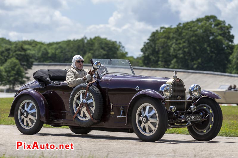 Liberté, Egalité, Roulez !, Bugatti Type 43 Grand Sport
