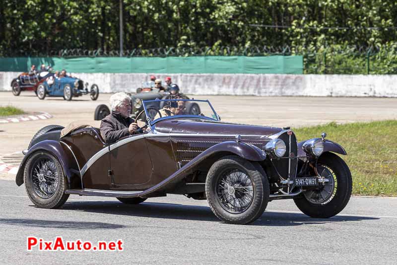 Liberté, Egalité, Roulez !, Bugatti Type 57 Roadster