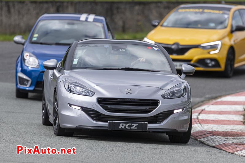 Liberté, Egalité, Roulez !, coupé Peugeot Rcz