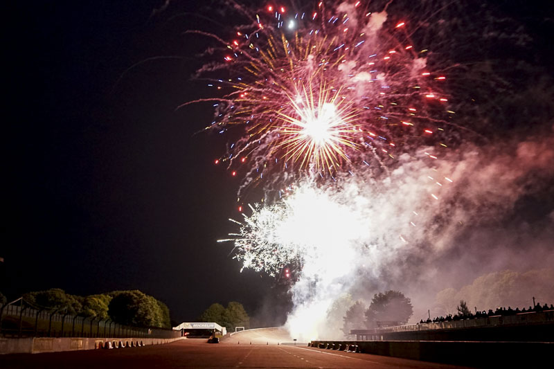 feu d’artifice, Liberté, Egalité, Roulez !