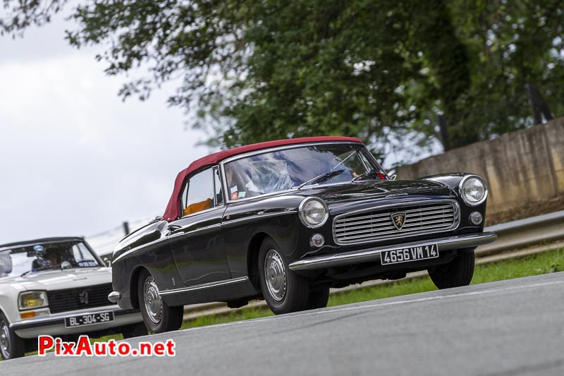 Liberté, Egalité, Roulez !, Peugeot 404 Cabriolet