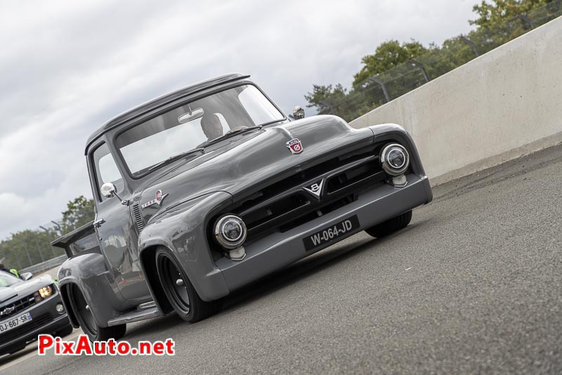 US Motor Show, Hot-rod Ford F-100 1953