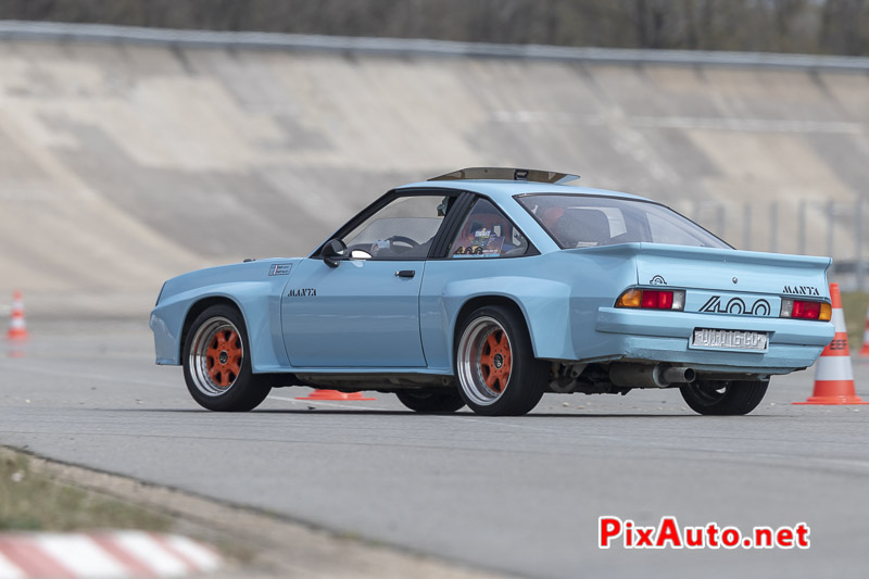 8e Youngtimers Festival, Opel Manta 400