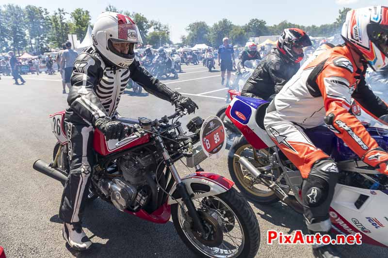 Coupes Moto Legende 2019, David Aldana dans sa Combinaison Squelette