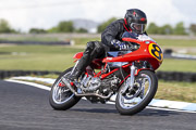 Iron Motors 2019, moto Aermachi sur le circuit Carole