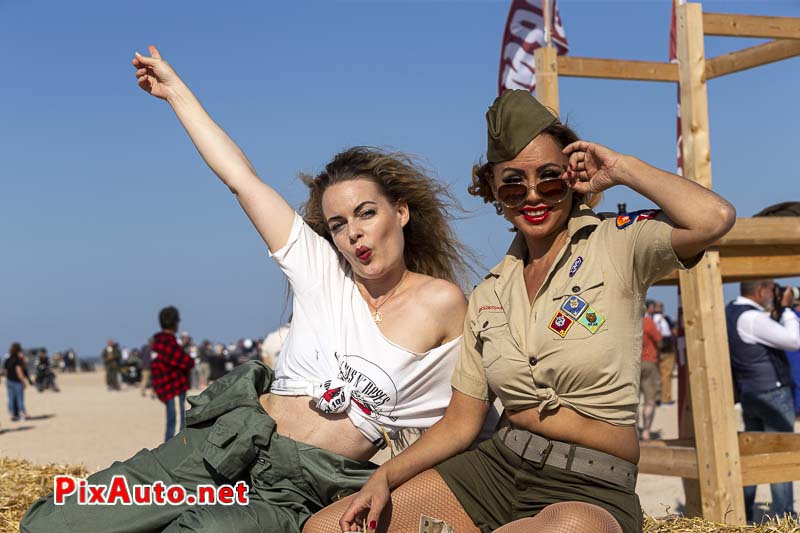 Normandy Beach Race, les Pin-ups Sexy