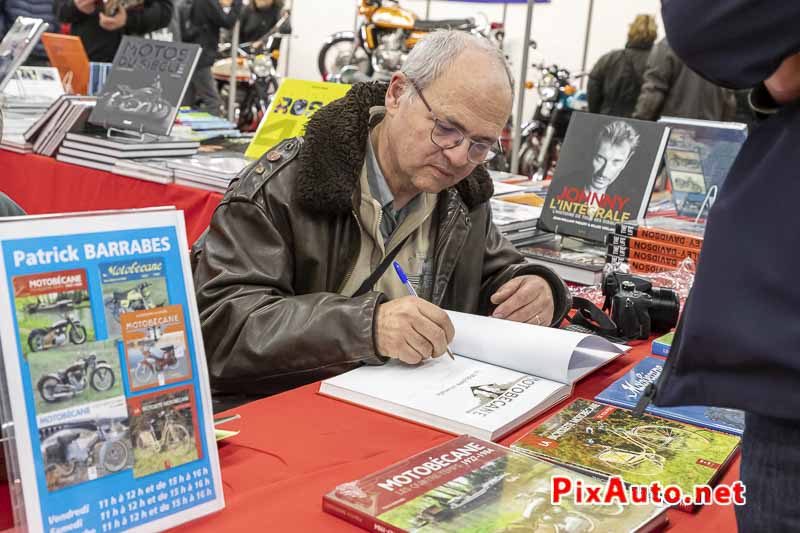 Salon Moto Legende 2019, sceance de Dedicace Patrick Barrabes