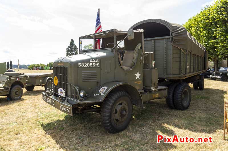 Traversee De Paris Estivale, Camion International M425