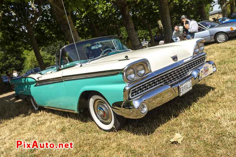 Traversee de Paris Estivale, Ford Fairlane 500 Galaxie Skyliner