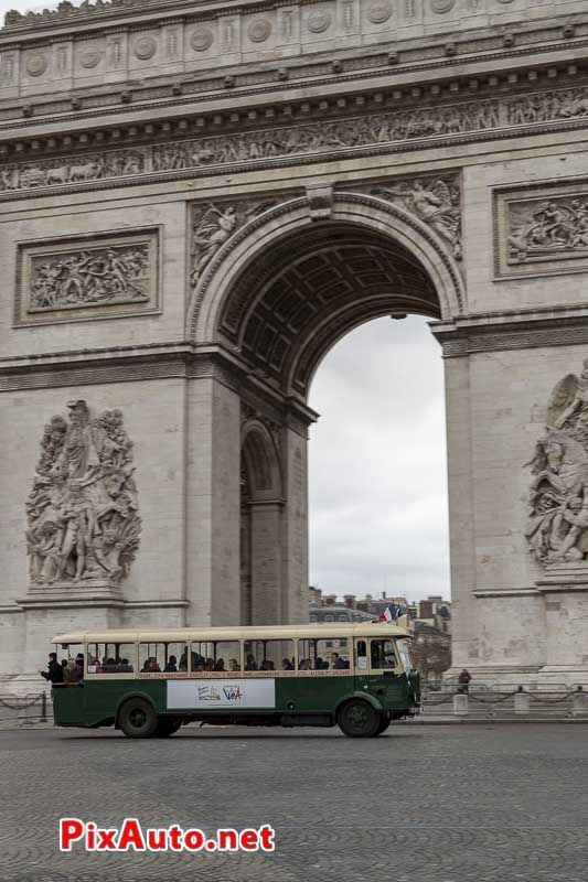 19e Traversee De Paris Hivernale, Autobus a Plate-forme