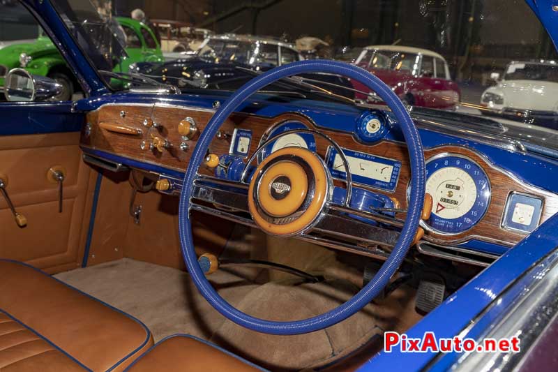 Vente Bonhams Retromobile, tableau de bord Delahaye 135ms Ghia-aigle