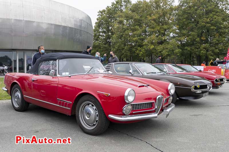 Alfa Romeo 2000 Spider Touring a Italian Meeting