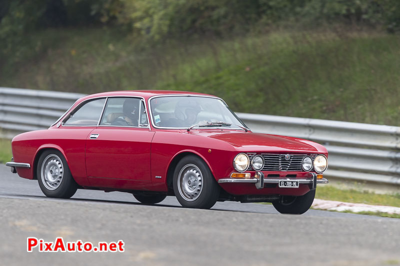 Alfa Romeo coupe Bertone a l'Italian Meeting 2020