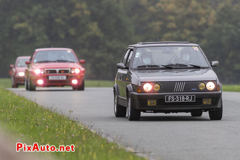 Fiat Ritmo Abarth sur circuit de Linas-Montlhery