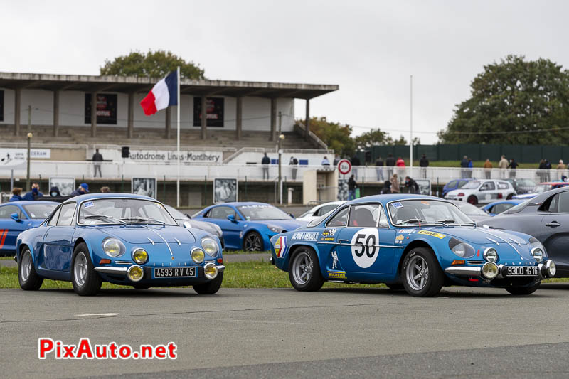 Berlinettes Alpine-Renault A110 a l'autodrome de Linas-Montlhery