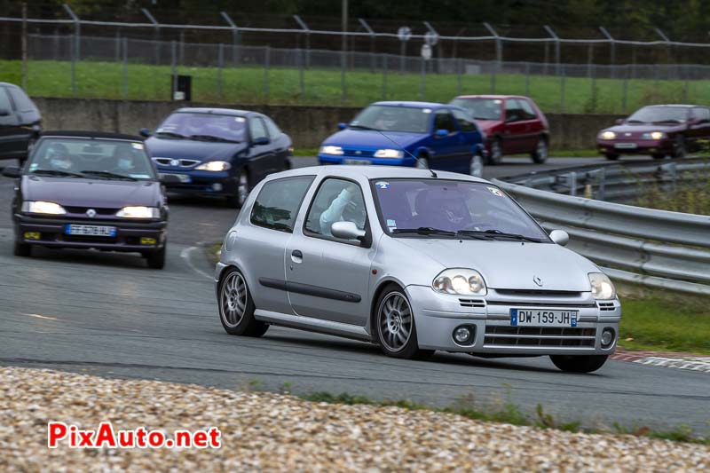 Renault Clio 2.0 16V a l'Autodrome de Montlhery