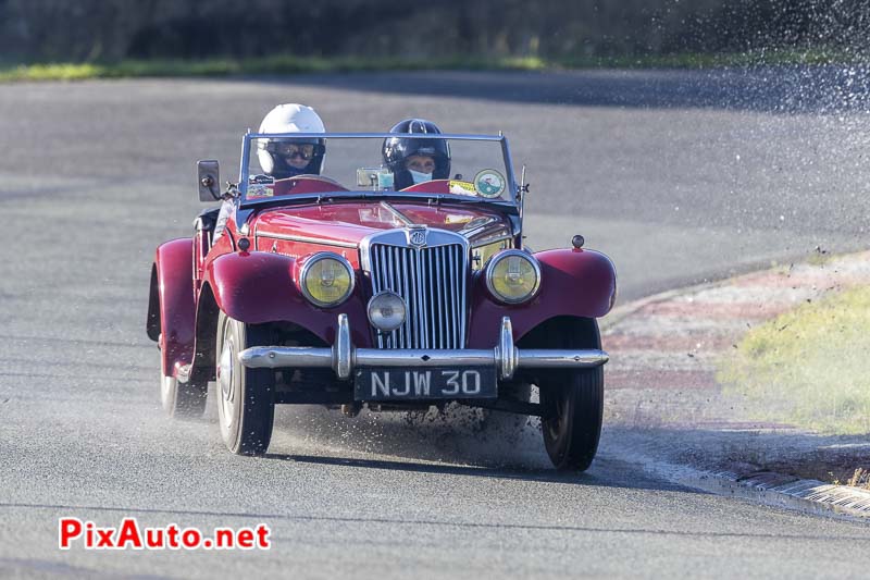 MG TF 1500 Roadster au God Save The Car Festival