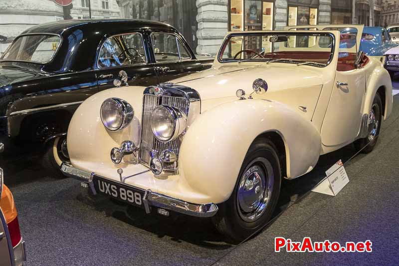 Autoworld, So British !, Triumph Roadster de 1949