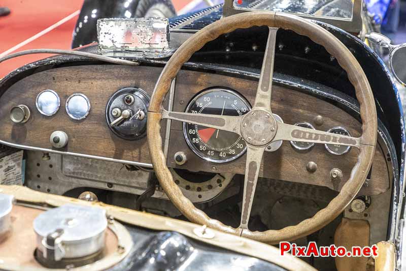 Retromobile 2020, tableau de bord Bugatti T59