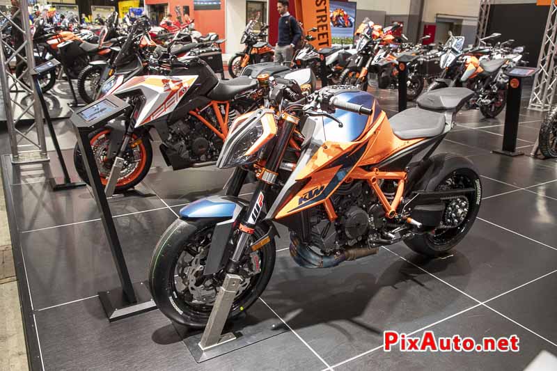 Brussels Motor Show, KTM 1290 Super Duke R