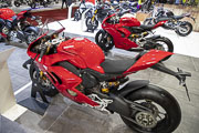 98e Brussels Motor Show, Ducati Panigale V4S et V2