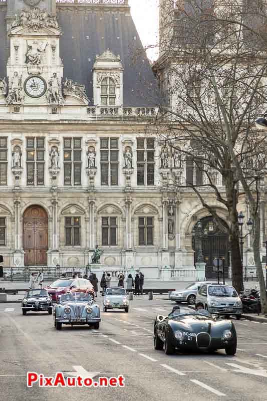 Traversee de Paris, Hotel de Ville