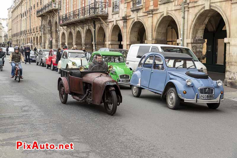 Traversee De Paris, Place des Vogues