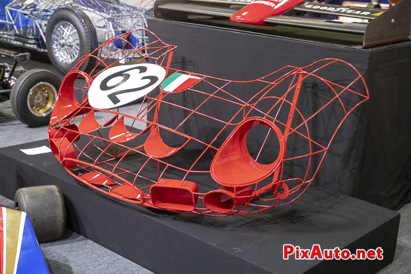 Artcurial Retromobile, Sculpture en Fil de Fer 250GTO