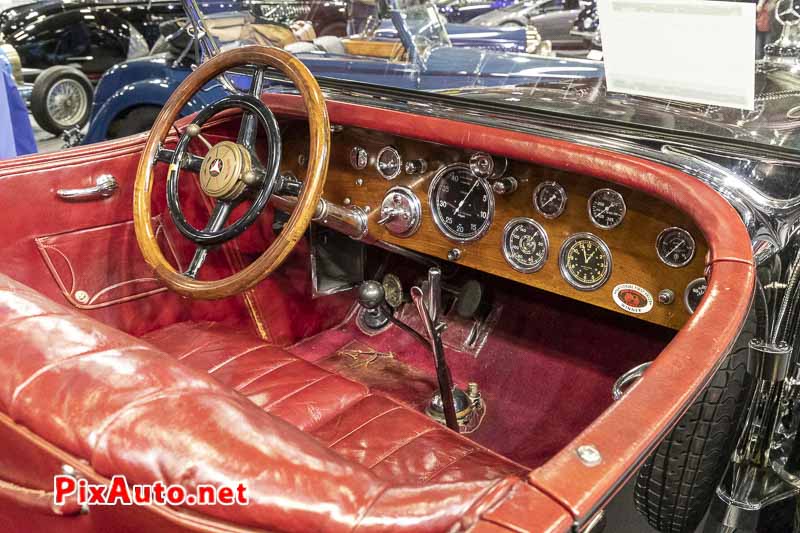 Artcurial Retromobile, tableau de bord Mercedes-Benz 710SS