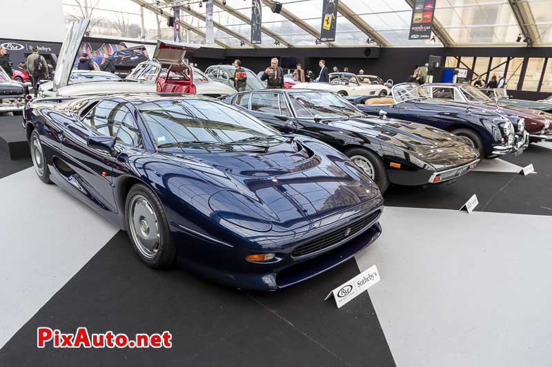 RM Sothebys Paris, Jaguar Xj 220