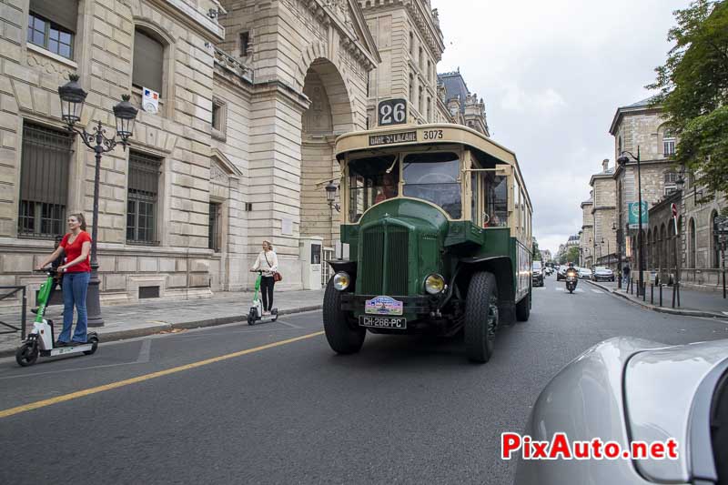 Traversee De Paris, Autobus Renault Tn6a