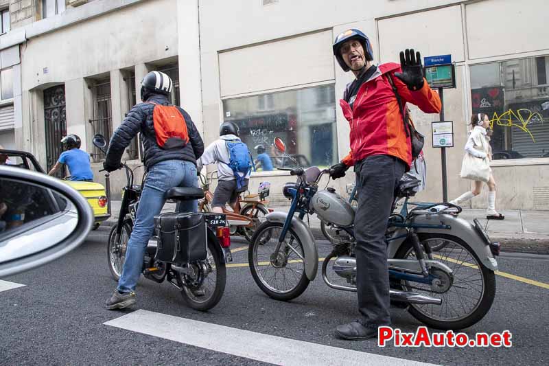 Traversee De Paris, Cyclomoteur Itom Astor Donna